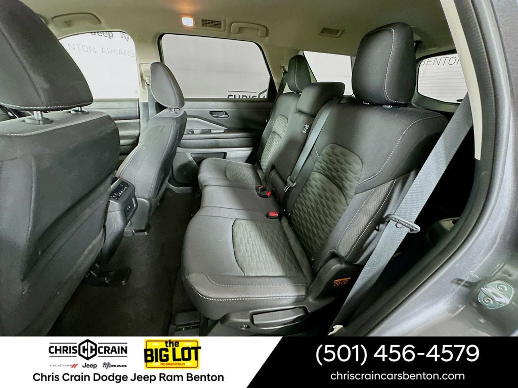 2023 Nissan Pathfinder SV 4WD