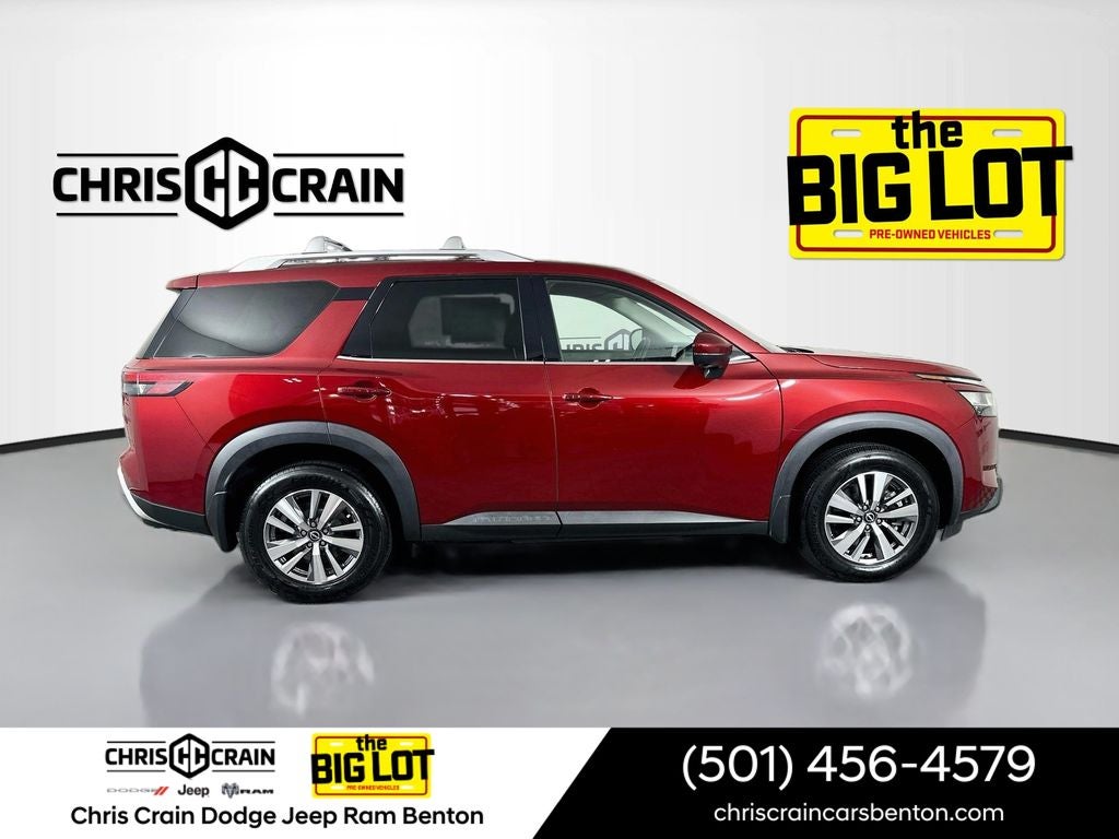 2023 Nissan Pathfinder SL 4WD