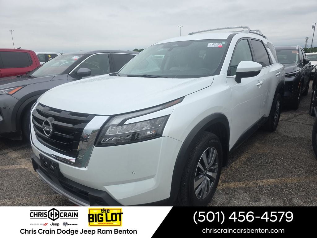2025 Nissan Pathfinder's photo