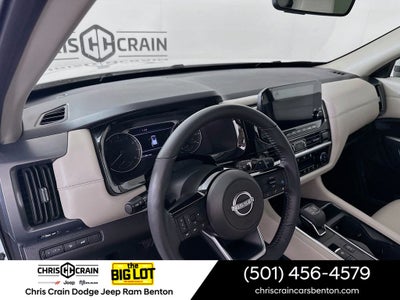 2025 Nissan Pathfinder SL 4WD