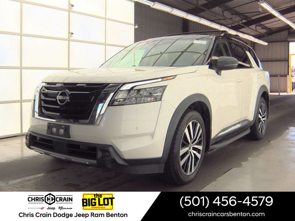 2023 Nissan Pathfinder Platinum 4WD