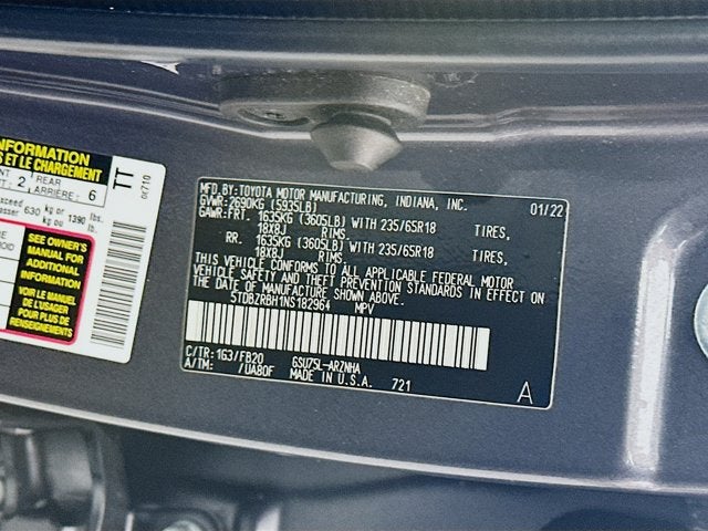 2022 Toyota Highlander LE