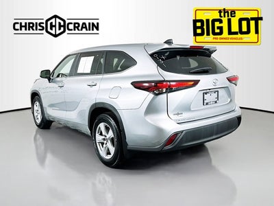 2024 Toyota Highlander LE