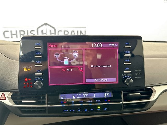 2024 Toyota Sienna LE