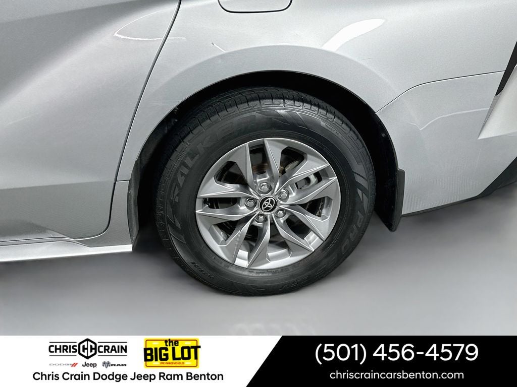2021 Toyota Sienna XLE