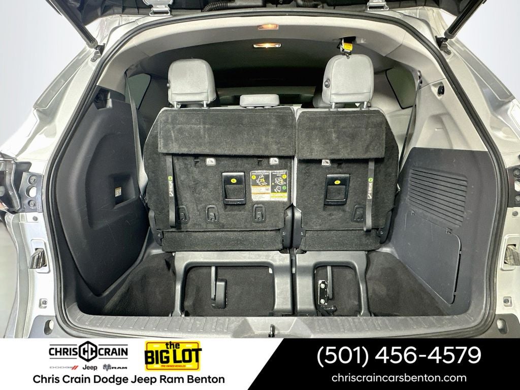 2021 Toyota Sienna XLE