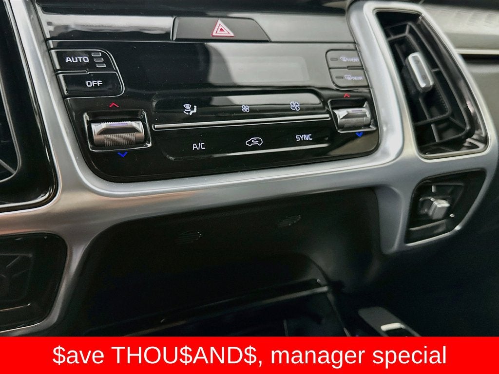 2022 Kia Sorento SX