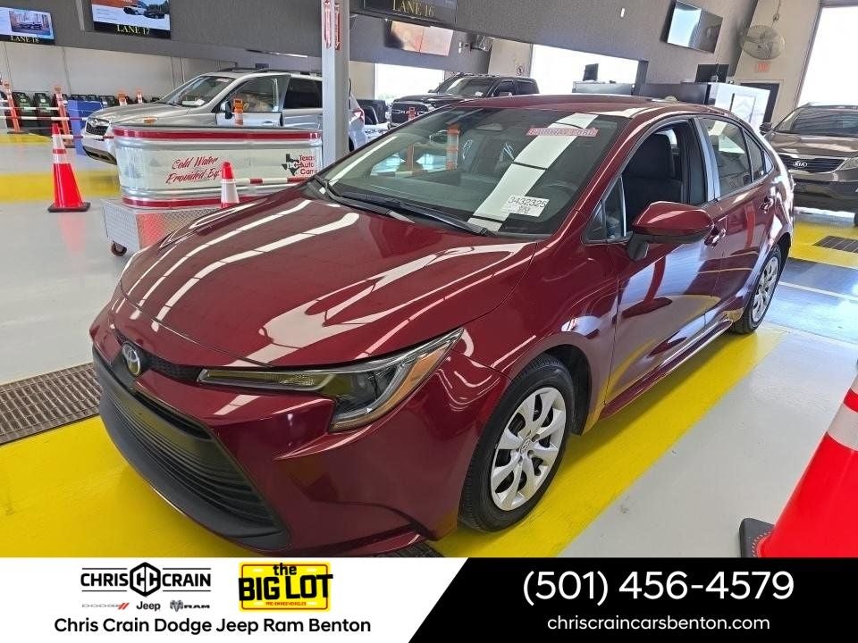 2024 Toyota Corolla LE CVT's photo