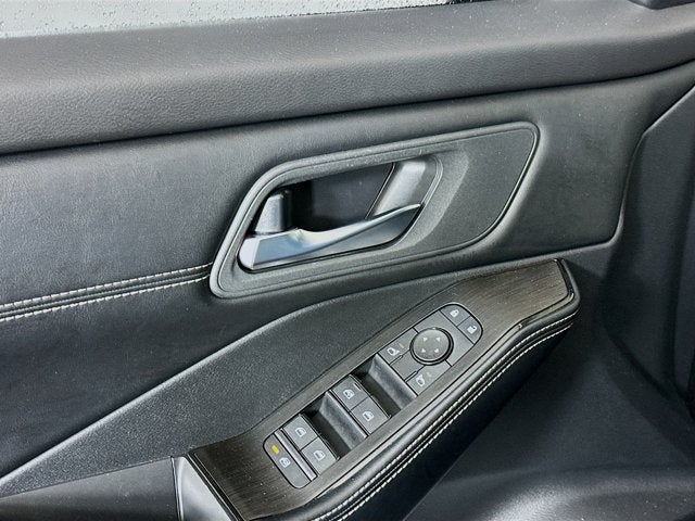 2024 Nissan Rogue SV FWD