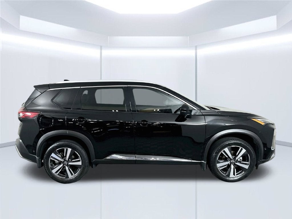 2023 Nissan Rogue Platinum FWD