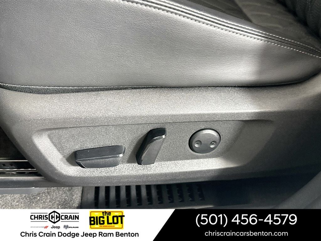 2023 Nissan Rogue Platinum FWD