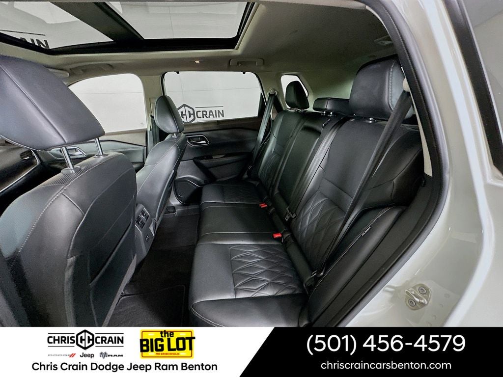 2023 Nissan Rogue Platinum FWD