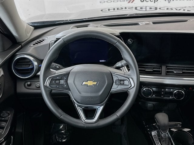 2025 Chevrolet Trax FWD LT