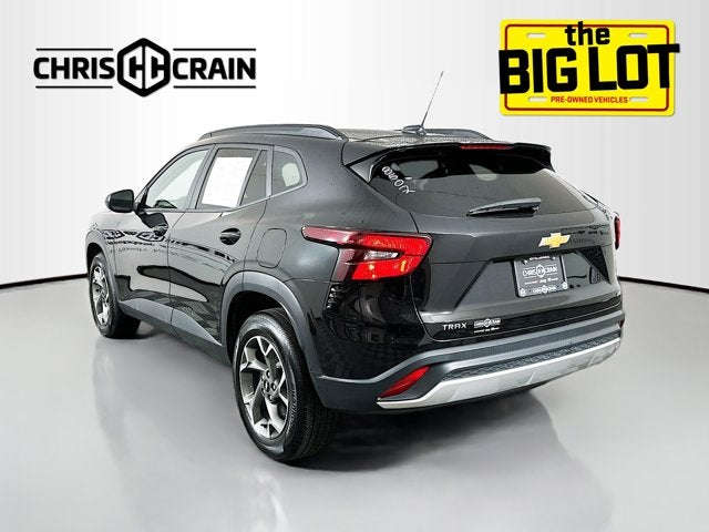 2025 Chevrolet Trax FWD LT