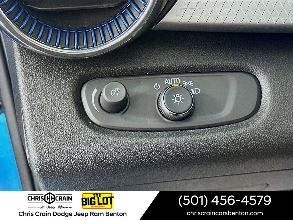 2025 Chevrolet Trax FWD LT