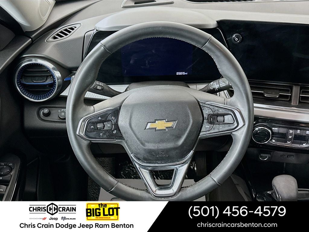 2025 Chevrolet Trax FWD LT