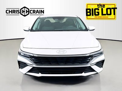 2024 Hyundai Elantra SE