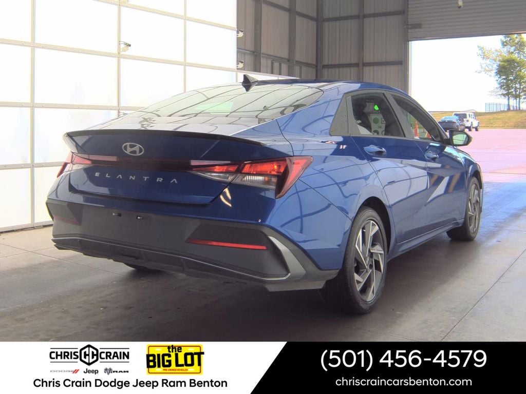 2025 Hyundai Elantra SEL Sport