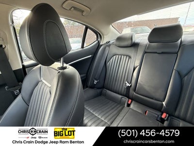 2026 Genesis G70 2.5T RWD Prestige