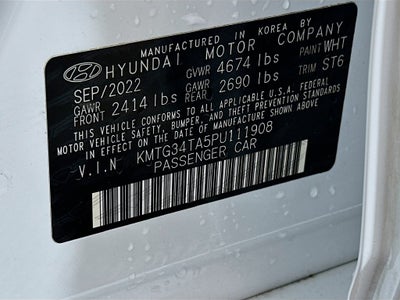 2023 Genesis G70 2.0T RWD