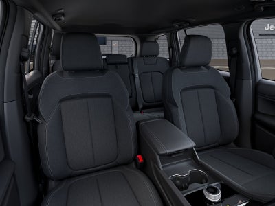 2027 Jeep Grand Cherokee GRAND CHEROKEE LAREDO 4X4