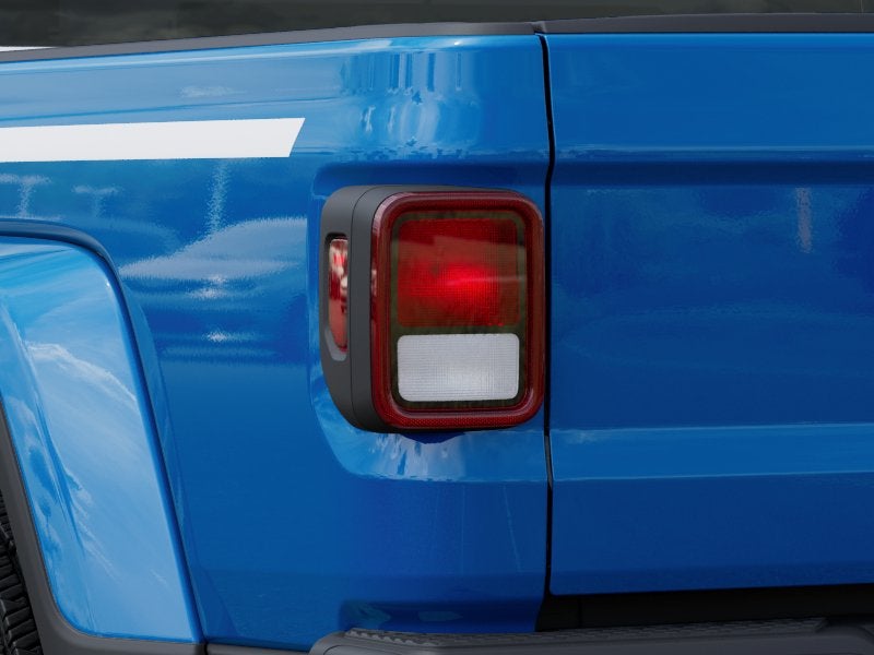 2026 Jeep Gladiator GLADIATOR SAHARA 4X4