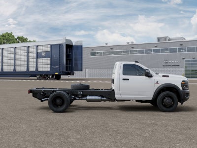2027 RAM Ram 5500 Chassis Cab RAM 5500 TRADESMAN CHASSIS REGULAR CAB 4X4 84' CA
