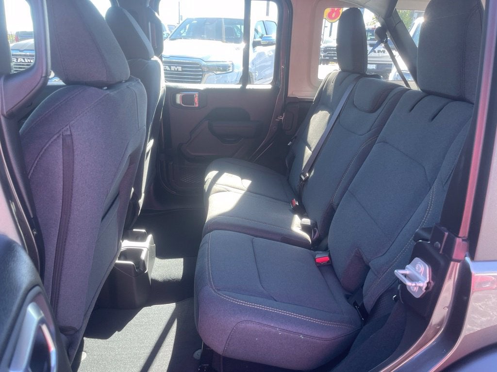 2027 Jeep Wrangler WRANGLER 4-DOOR SPORT