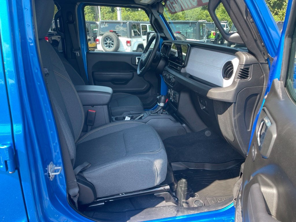 2025 Jeep Wrangler 4-Door Sport 4x4