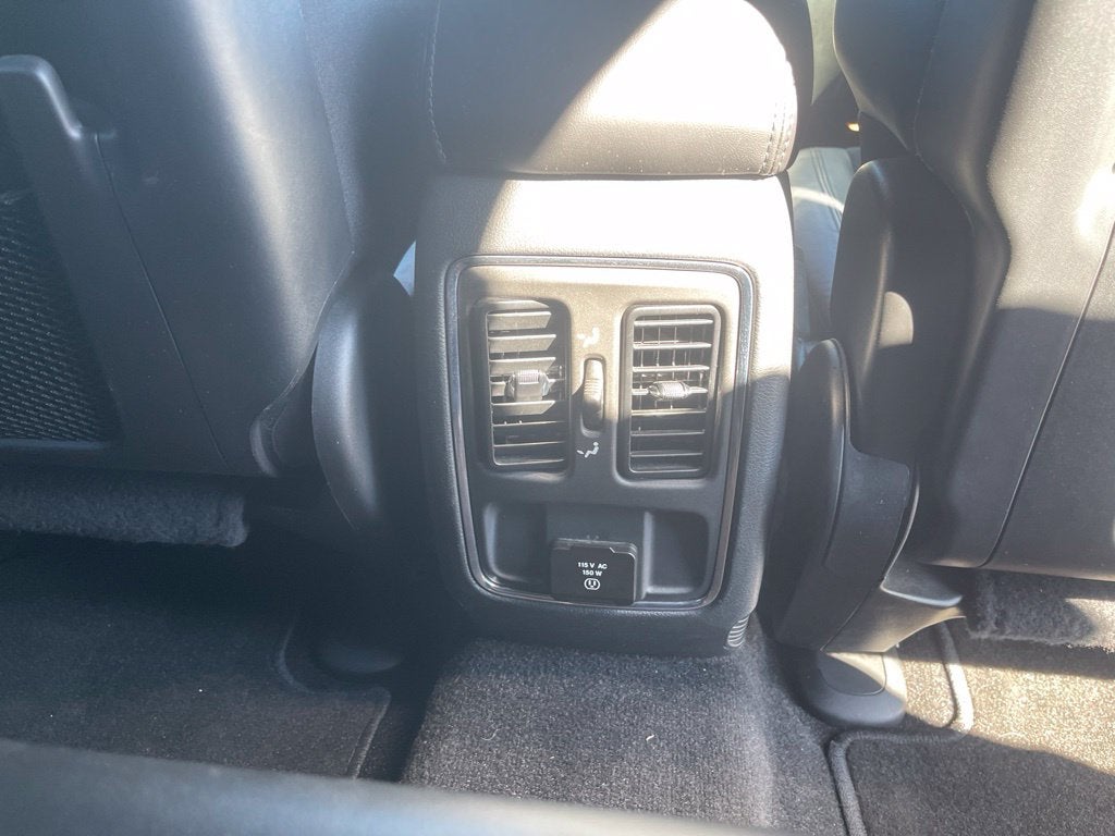 2022 Jeep Grand Cherokee WK Laredo X 4x2