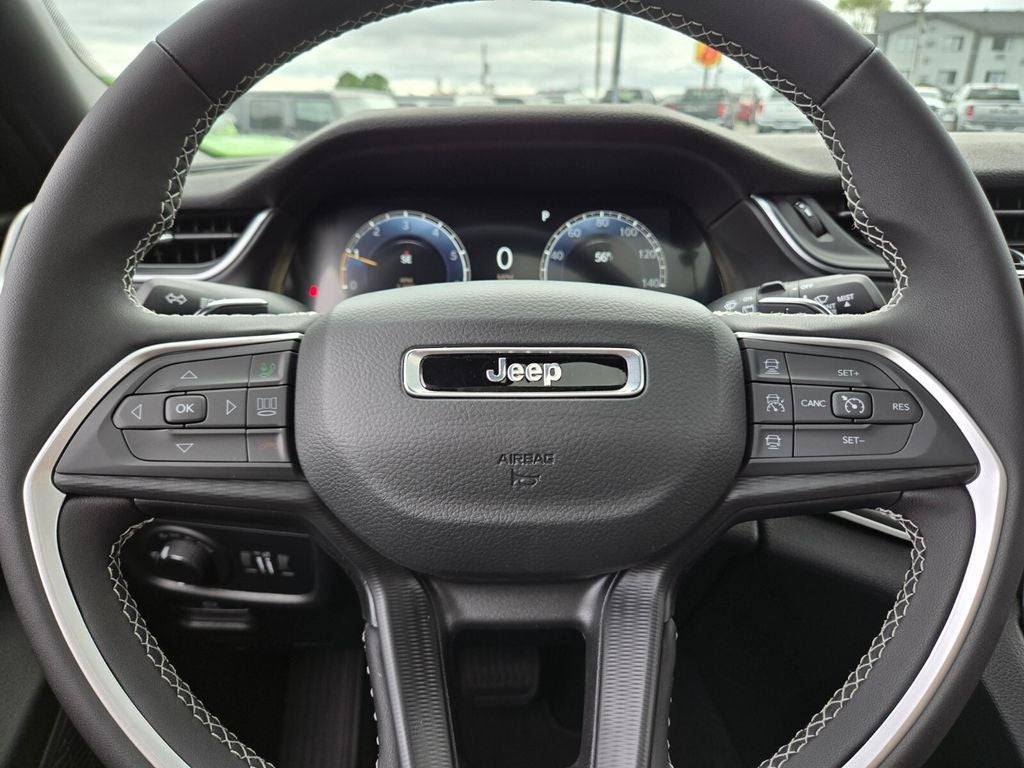 2025 Jeep Grand Cherokee GRAND CHEROKEE LAREDO X 4X2