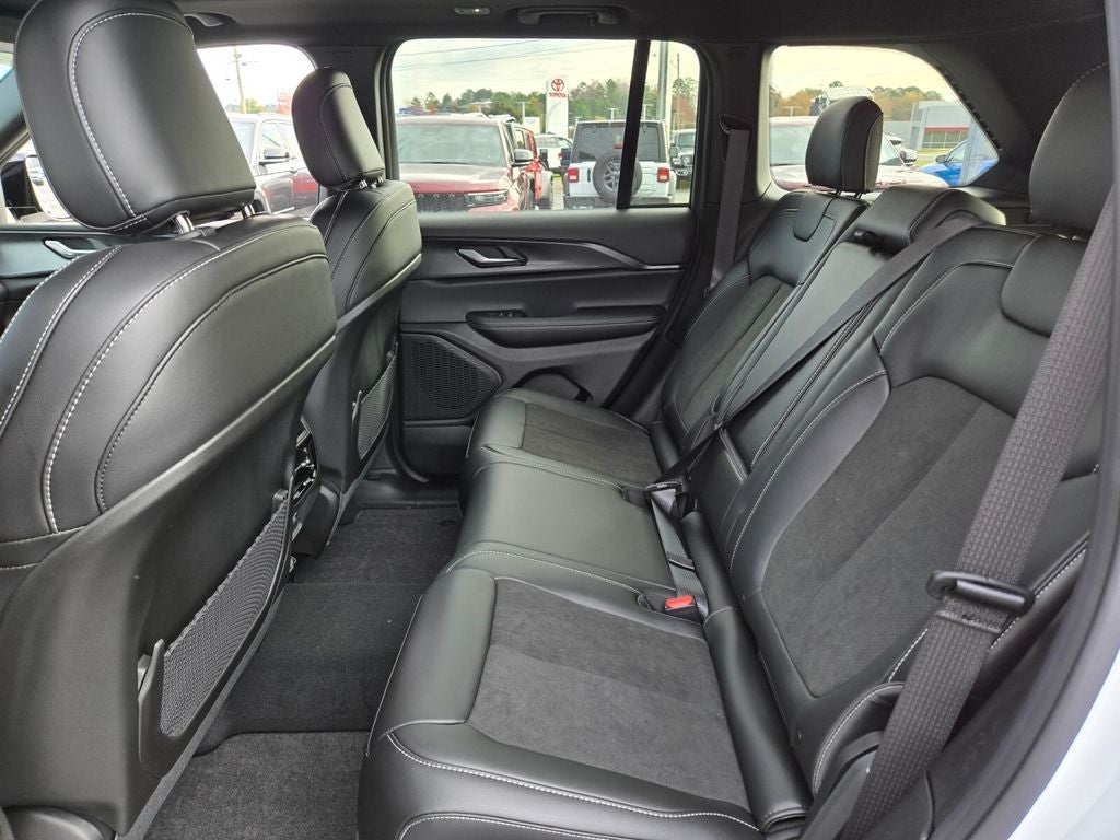 2025 Jeep Grand Cherokee GRAND CHEROKEE ALTITUDE X 4X2