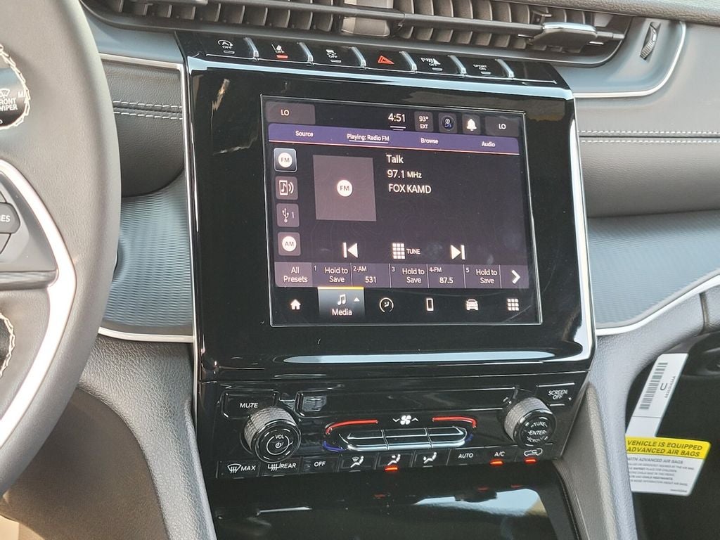 2025 Jeep Grand Cherokee GRAND CHEROKEE LAREDO 4X2