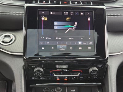 2025 Jeep Grand Cherokee GRAND CHEROKEE LAREDO X 4X2