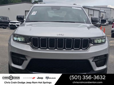 2025 Jeep Grand Cherokee Laredo