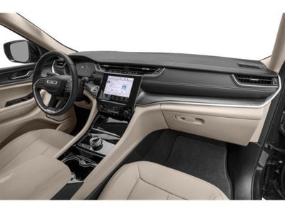 2024 Jeep Grand Cherokee Laredo 4x2