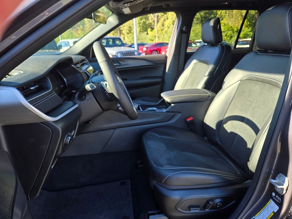 2025 Jeep Grand Cherokee GRAND CHEROKEE ALTITUDE X 4X2