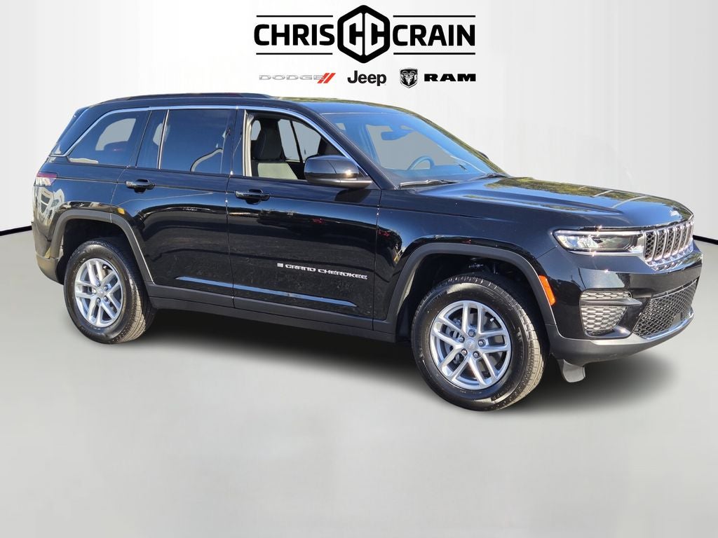 2025 Jeep Grand Cherokee GRAND CHEROKEE LAREDO X 4X4