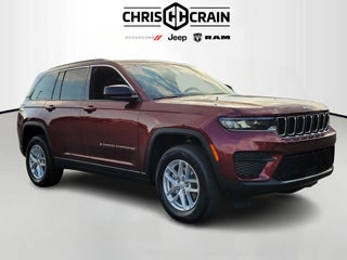 2025 Jeep Grand Cherokee GRAND CHEROKEE LAREDO X 4X4
