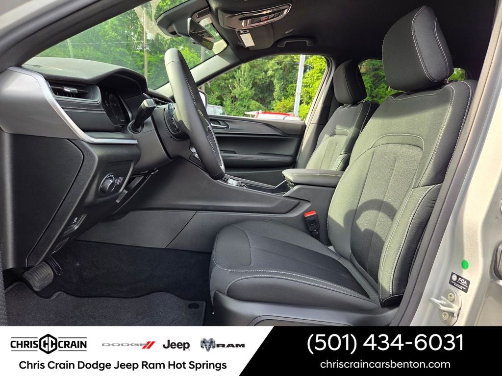 2026 Jeep Grand Cherokee GRAND CHEROKEE LAREDO 4X4