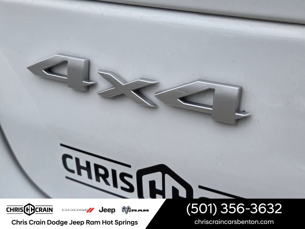 2025 Jeep Grand Cherokee Laredo X 4x4