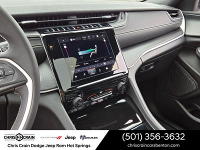 2025 Jeep Grand Cherokee Laredo X 4x4