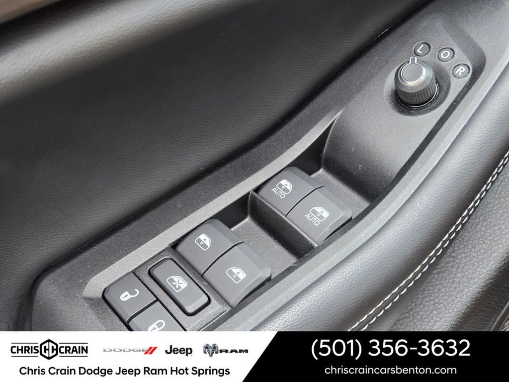 2025 Jeep Grand Cherokee Laredo X 4x4