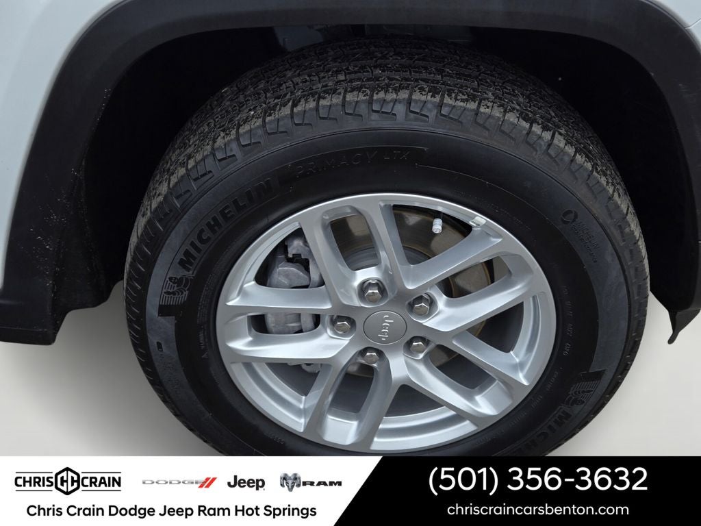 2025 Jeep Grand Cherokee Laredo X 4x4