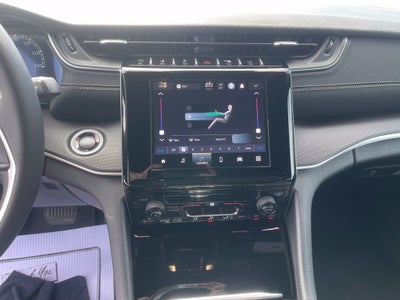 2025 Jeep Grand Cherokee Laredo X 4x4