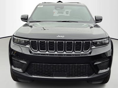 2025 Jeep Grand Cherokee GRAND CHEROKEE LAREDO X 4X4