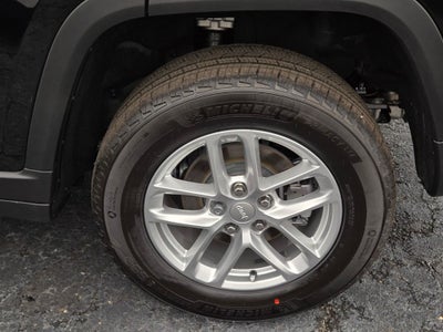 2025 Jeep Grand Cherokee GRAND CHEROKEE LAREDO X 4X4