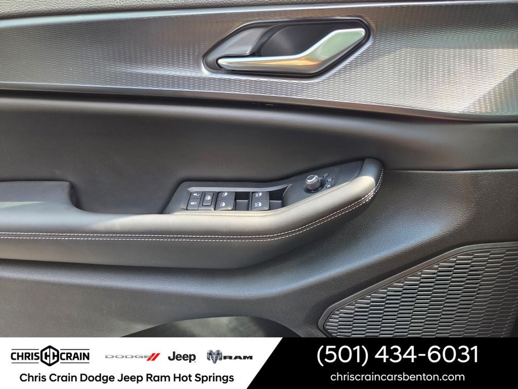 2026 Jeep Grand Cherokee GRAND CHEROKEE LAREDO 4X4