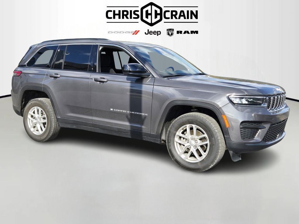 2025 Jeep Grand Cherokee GRAND CHEROKEE LAREDO X 4X4