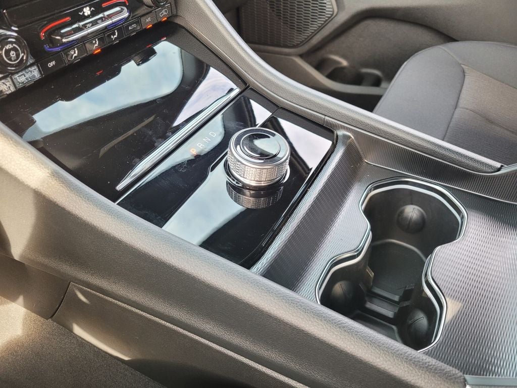 2025 Jeep Grand Cherokee GRAND CHEROKEE L LAREDO 4X2